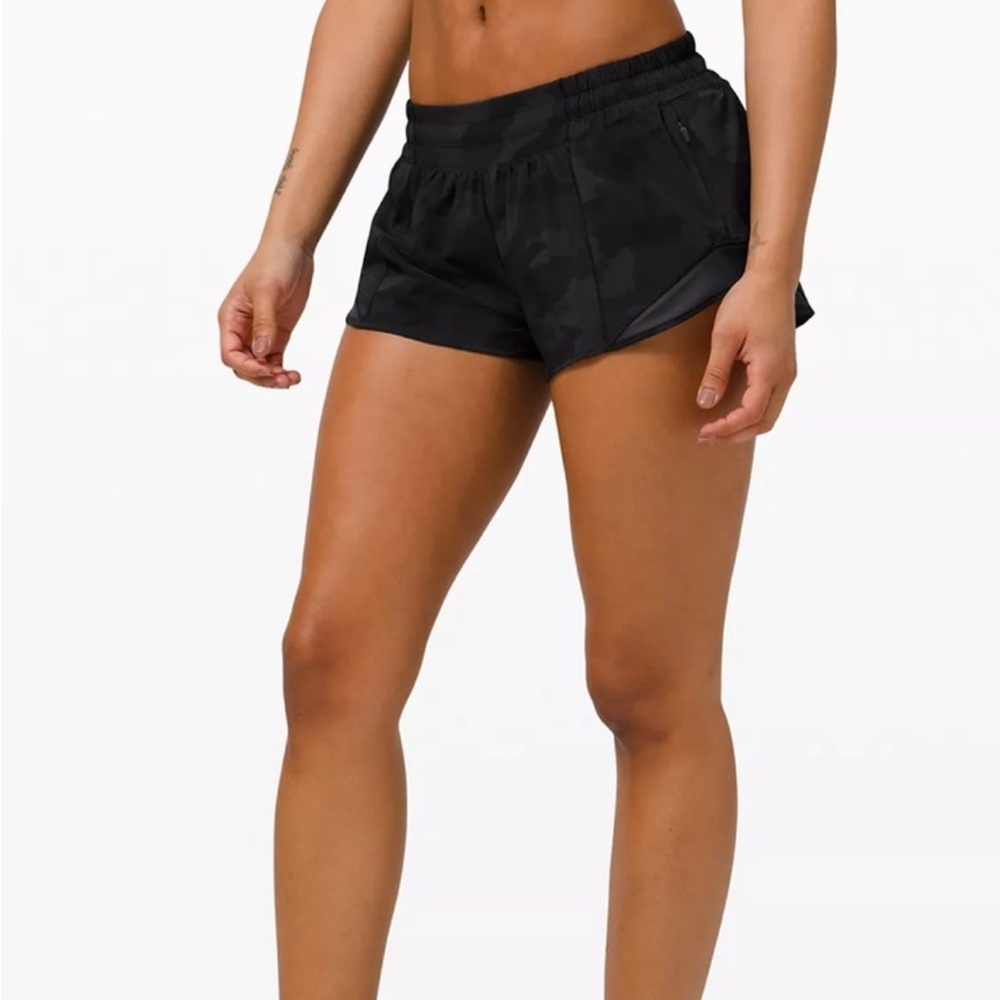 Black camo Hotty Hot low rise 2.5 inch shorts